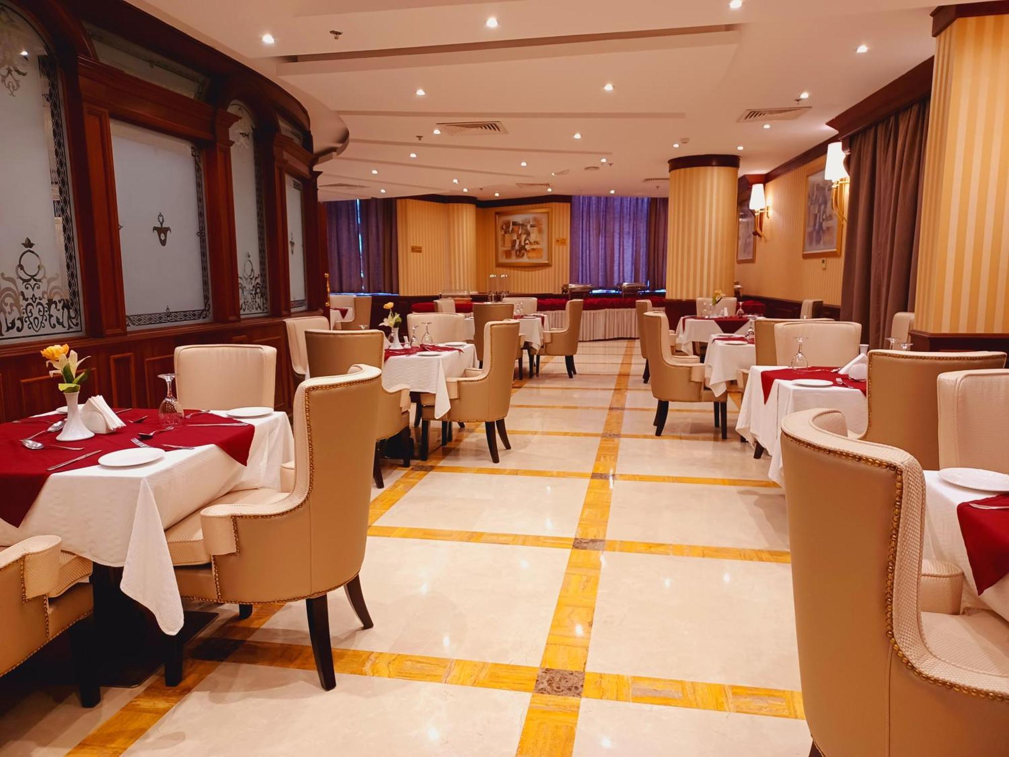 Royal Qatar Hotel Doha Kültér fotó
